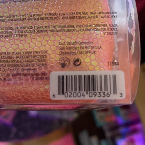 Benefit Hippie Go Lucky Makeup Kit - Picture 8 of 8